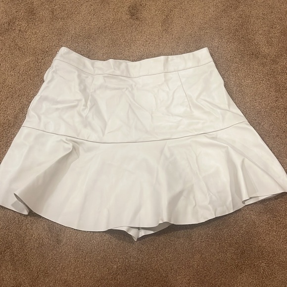 DO+BE leather skort - Picture 4 of 4